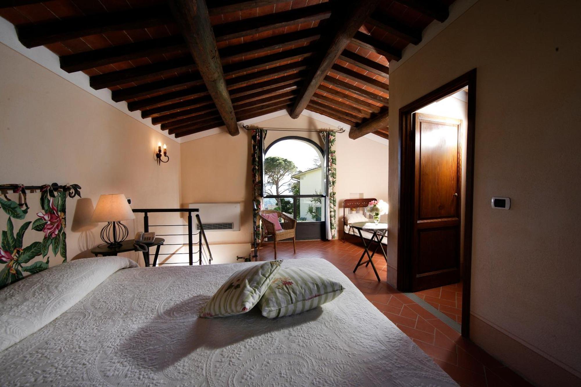 Relais Villa Belpoggio - Residenza D'Epoca Loro Ciuffenna Exterior photo