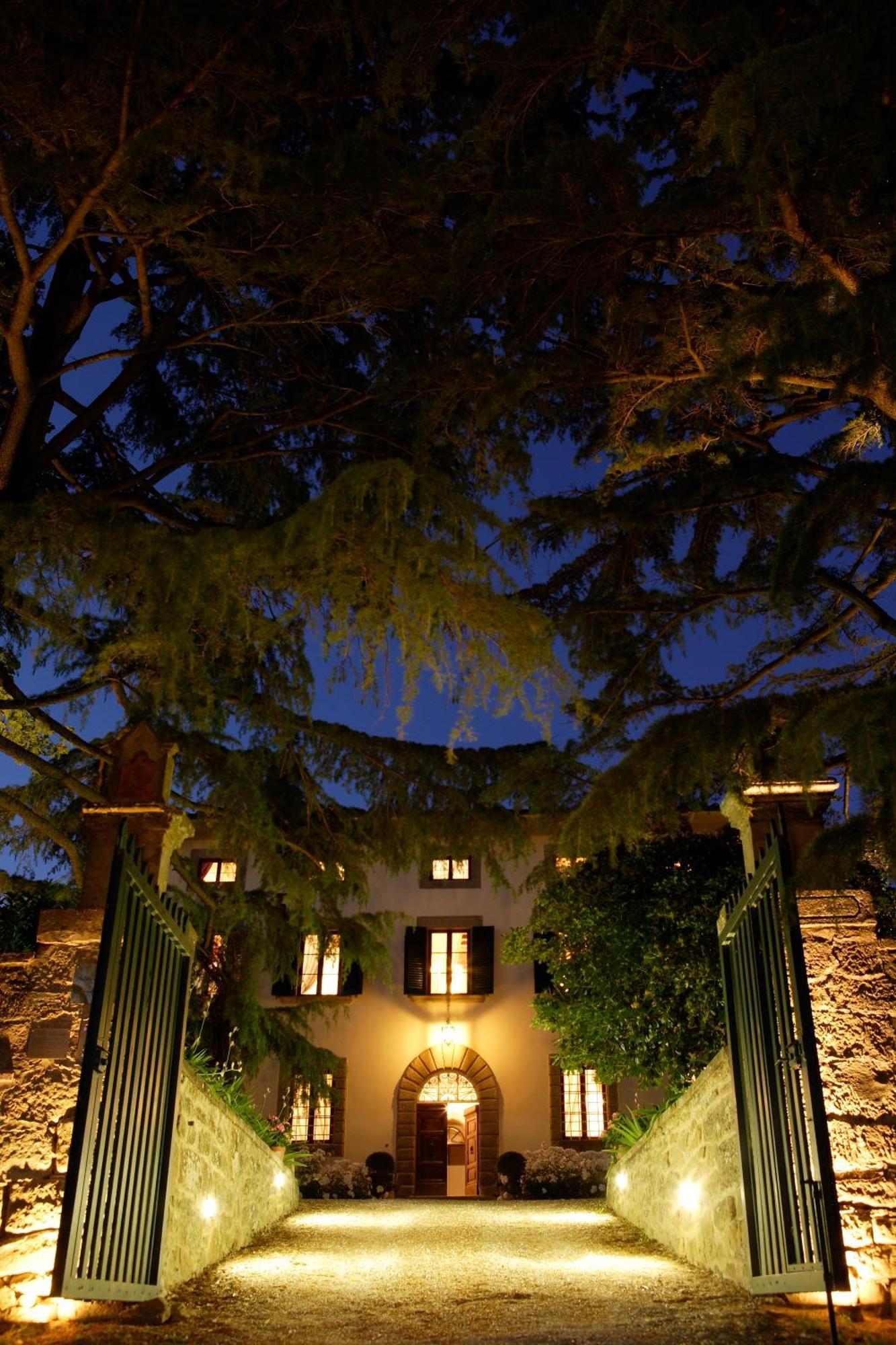 Relais Villa Belpoggio - Residenza D'Epoca Loro Ciuffenna Exterior photo